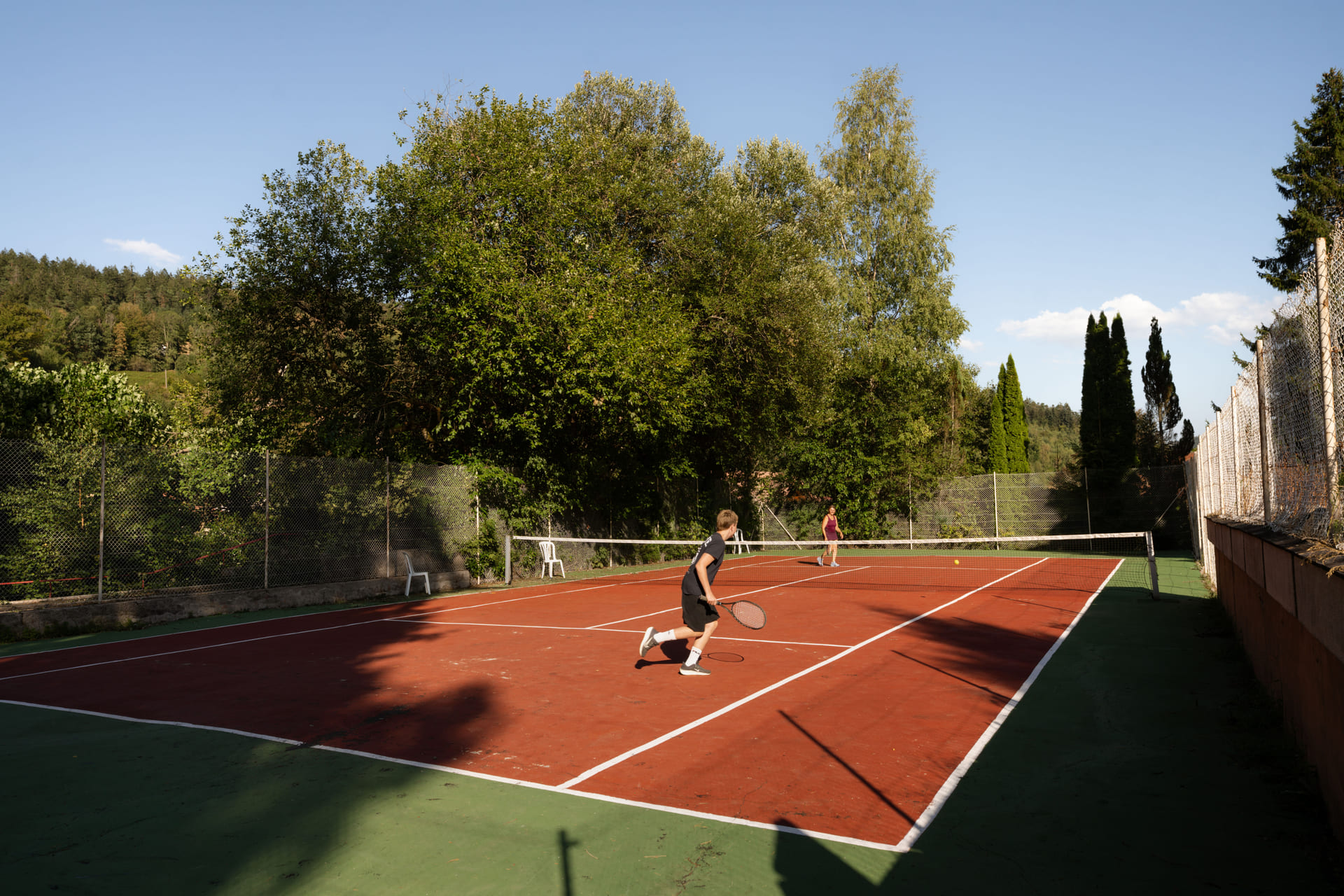 camping avec terrain de tenis dans les vosges