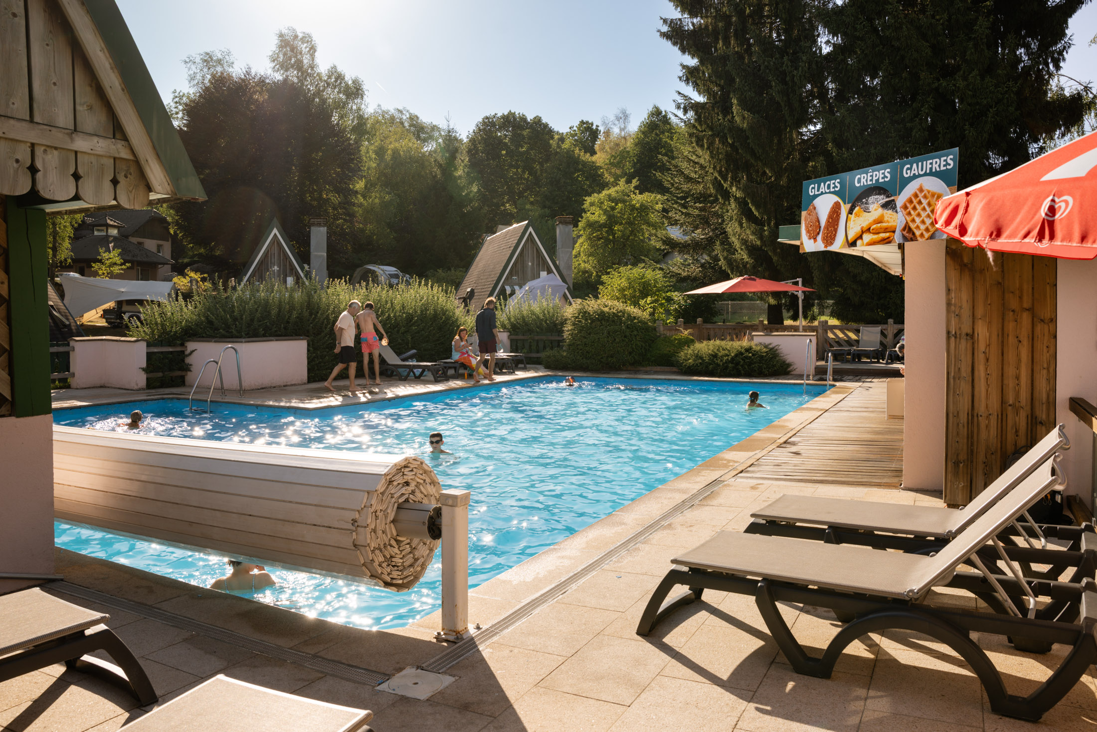 camping avec piscine exterieur chauffée vosges