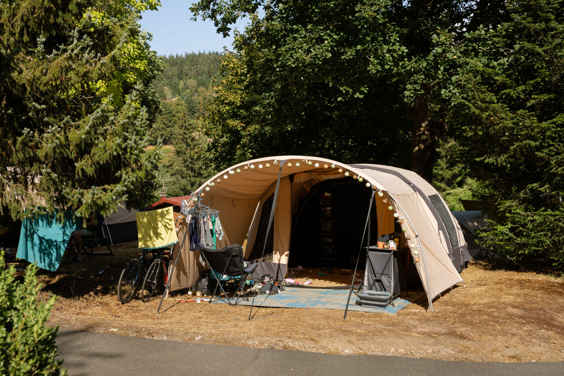 location emplacement tente vosges